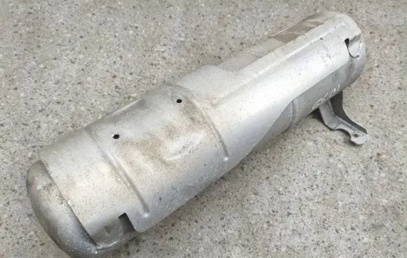 Mercedes-Benz GL X166 Air suspension tank/reservoir A1663200215 P02448 07913074