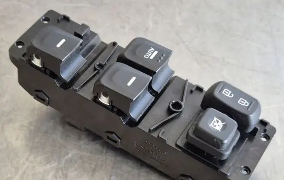 Hyundai Veloster Electric window control switch NH304299103333