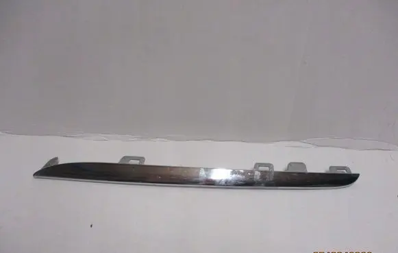 Peugeot Partner III Front bumper upper radiator grill A2058880173