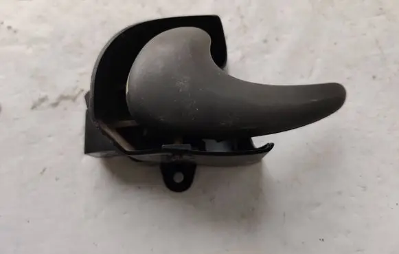 Mercedes-Benz Sprinter W901 W902 W903 W904 Front door interior handle 6020174