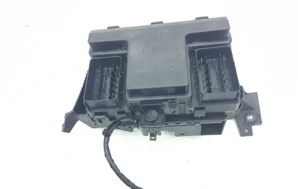 Ford Edge II Fuse module G2GT14A067 G2GT14A067BD HG9T14A301