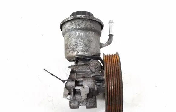 Toyota Avensis T250 Power steering pump 44310-05120