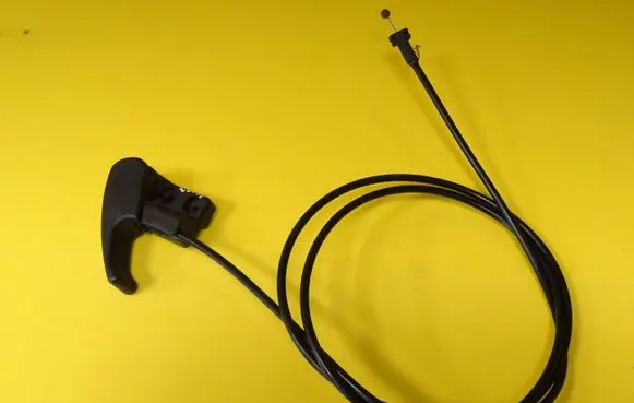 Skoda Octavia Mk1 (1U) Engine bonnet/hood lock release cable 1H1823533