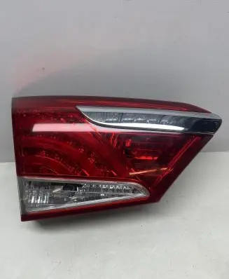 Hyundai i40 Tailgate rear/tail lights 924033Z000