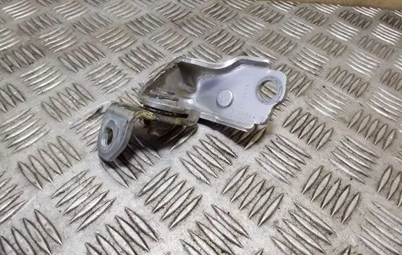 Ford Mondeo MK V Rear door lower hinge DS73F26811AC