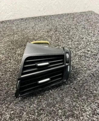 BMW X5 F15 Dashboard side air vent grill/cover trim 925292610 9252926