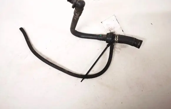 Volkswagen Golf IV Engine coolant pipe/hose