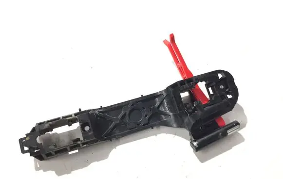 Rear door exterior handle/bracket