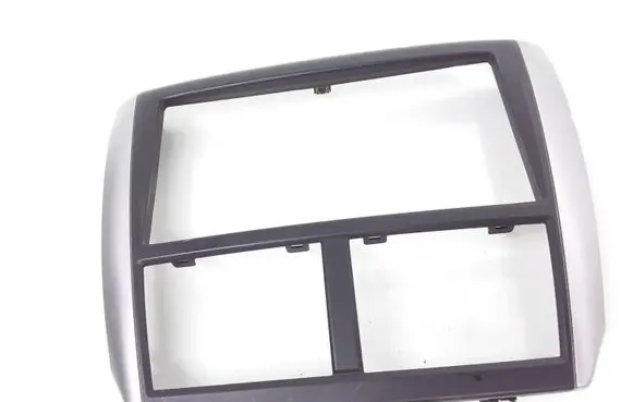 Radio/GPS head unit trim
