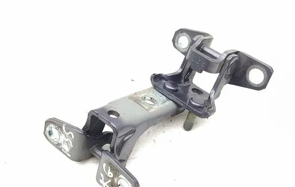 Rear door hinge set