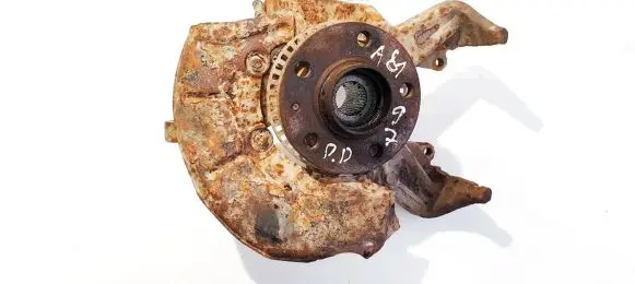 Volkswagen Golf IV Front wheel hub