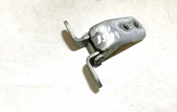 Toyota Corolla Verso E121 Front door upper hinge