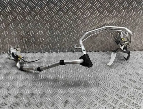 Volvo XC90 Air conditioning (A/C) pipe/hose 31497061 31497063