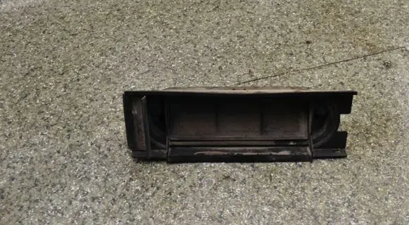 BMW 3 E30 Trunk/boot lower side trim panel 19227423