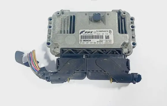 Fiat Bravo Engine ECU kit and lock set 51805023 1039S23353 0261201687