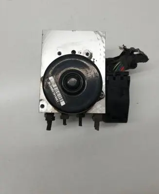 Volvo XC90 ABS Pump 30714956