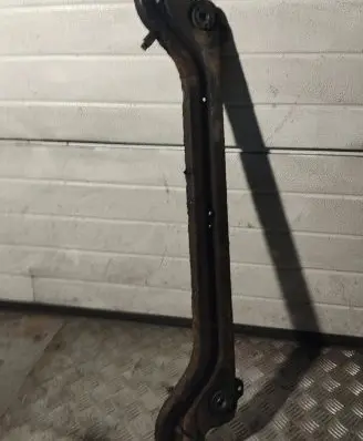 Mercedes-Benz ML W164 Bottom radiator support slam panel 