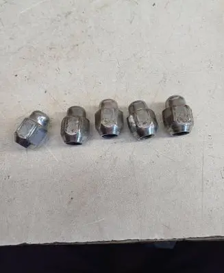Nuts/bolts