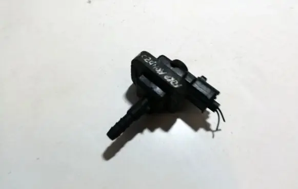 Ford Mondeo Mk III Turbo solenoid valve 1s719c915aa 265q1