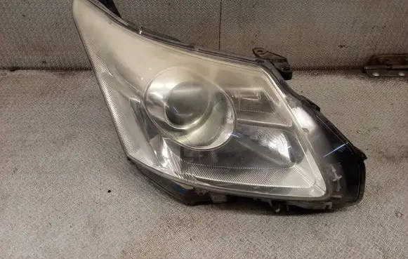 Toyota Avensis T270 Headlight/headlamp H279GR