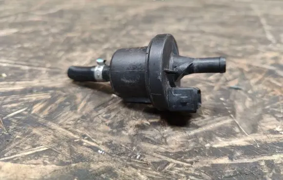 Maserati Quattroporte Turbo solenoid valve 0280142383