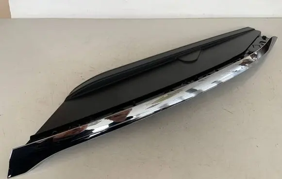 Volkswagen Touareg III Under headlight/headlamp trim 761998119