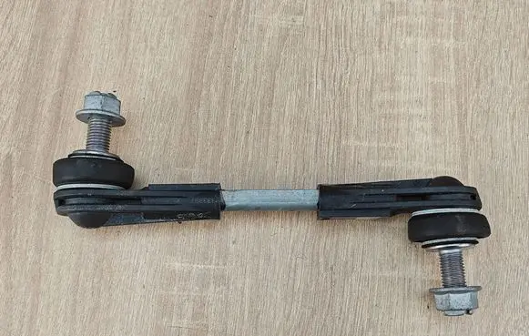 BMW 8 G16 Front anti-roll bar/stabilizer link 6861485