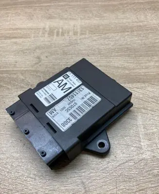 Opel Vectra C Door control unit/module 13111457