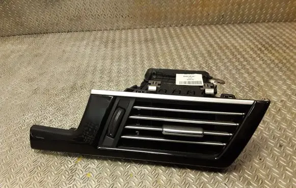 Mercedes-Benz E W212 Dashboard air vent grill cover trim 2128300254 A2128300254
