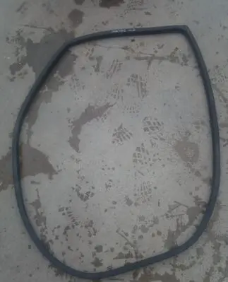 Hyundai Santa Fe Rear door rubber seal (on body) 
