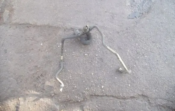 Mercedes-Benz A W169 Engine coolant pipe/hose A1698304496