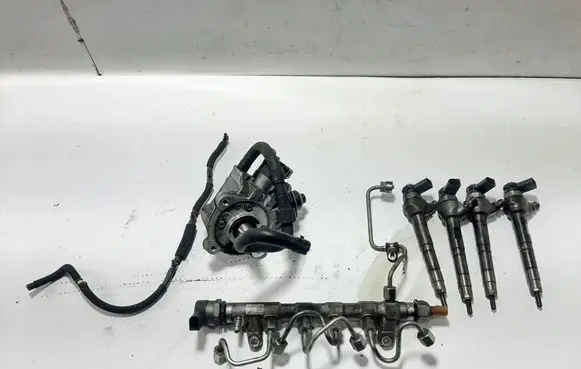 Volkswagen PASSAT B7 Fuel injection system set 03L130277J 03L130755L