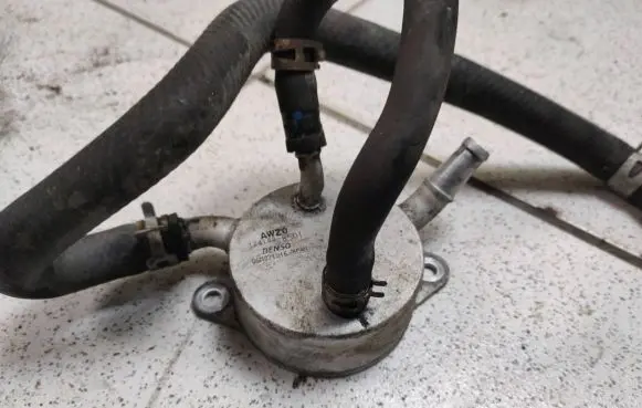 Mazda CX-9 Transmission/gearbox oil cooler 06MO71816