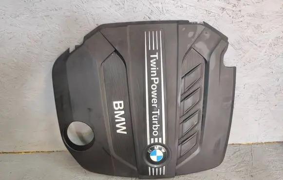 BMW 4 F32 F33 Engine cover (trim) 7810800 7810802 J05106107