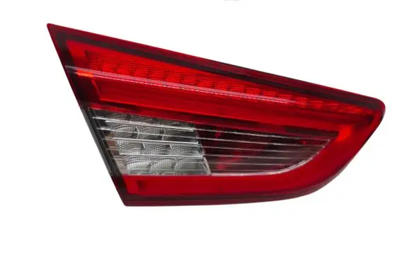 Maserati Ghibli Tailgate rear/tail lights 06700046820 03553000