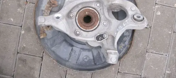Mercedes-Benz E W212 Rear wheel hub