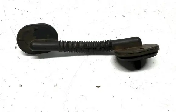 Nissan Juke I F15 Seal rubber (tailgate) 1014534