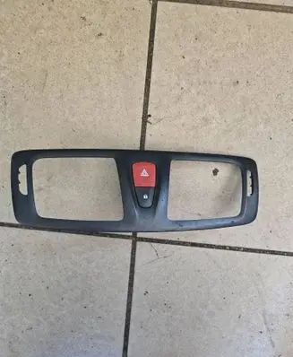 Renault Megane III Hazard light switch 8200214896 8200409382 8200483813
