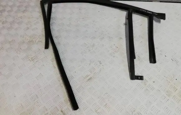 Ford Grand C-MAX Sliding door rubber seal 