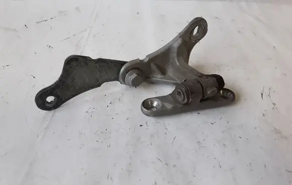 Mercedes-Benz A W169 Front door upper hinge 454REC2