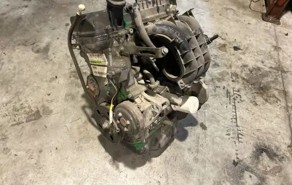 Mitsubishi Colt Engine MN195769 A1340100100 TA1340100100