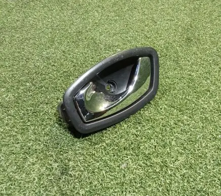 Opel Vivaro Front door interior handle 806700006R