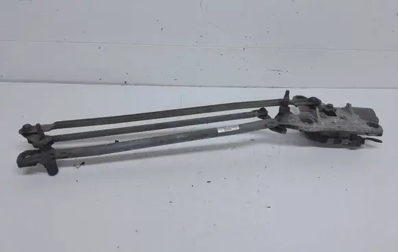 Volvo V50 Front wiper linkage and motor 31253518 1137328504 1397220585