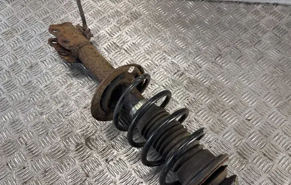 Toyota Yaris Front shock absorber/damper