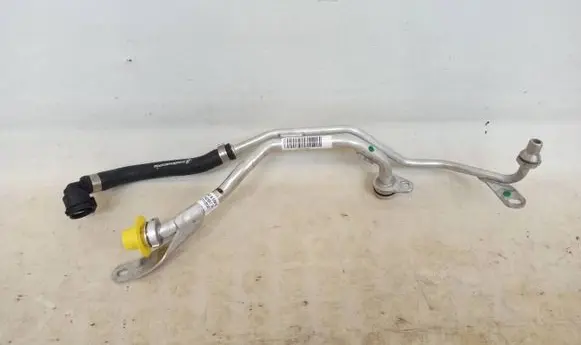 BMW 1 F40 Engine coolant pipe/hose 8584834 11538584834