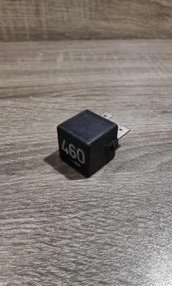Volkswagen PASSAT B6 Other relay 1K0951253A