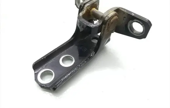 Mitsubishi Outlander Rear door lower hinge A046834