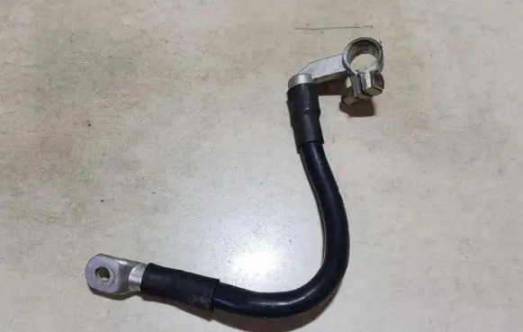 Volkswagen Touareg I Positive cable (battery) 7l0971225h