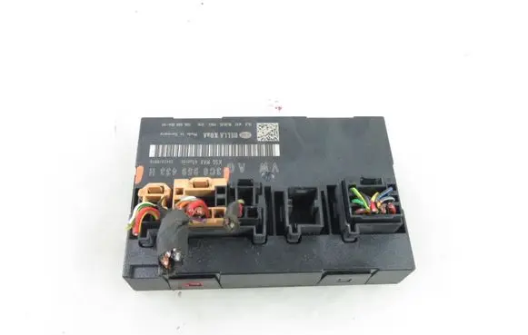Volkswagen PASSAT B6 Central body control module 3C0959433H