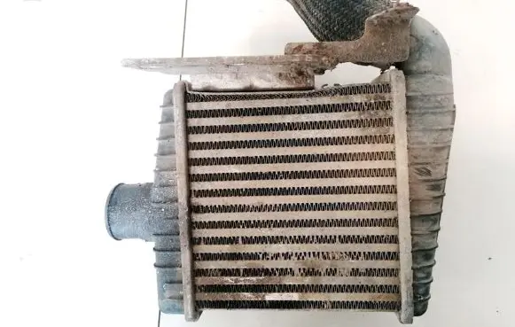 Hyundai Trajet Intercooler radiator 2827027110 28270-27110